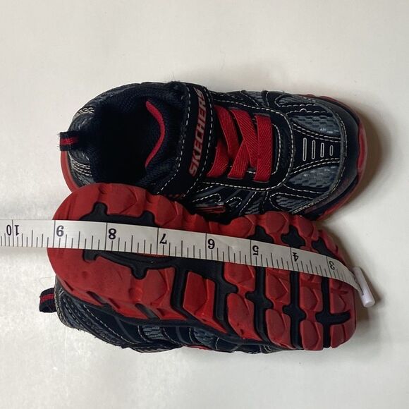 4/$30 SKECHERS RED BLACK BOY SHOES SIZE 8 US - Picture 16 of 16